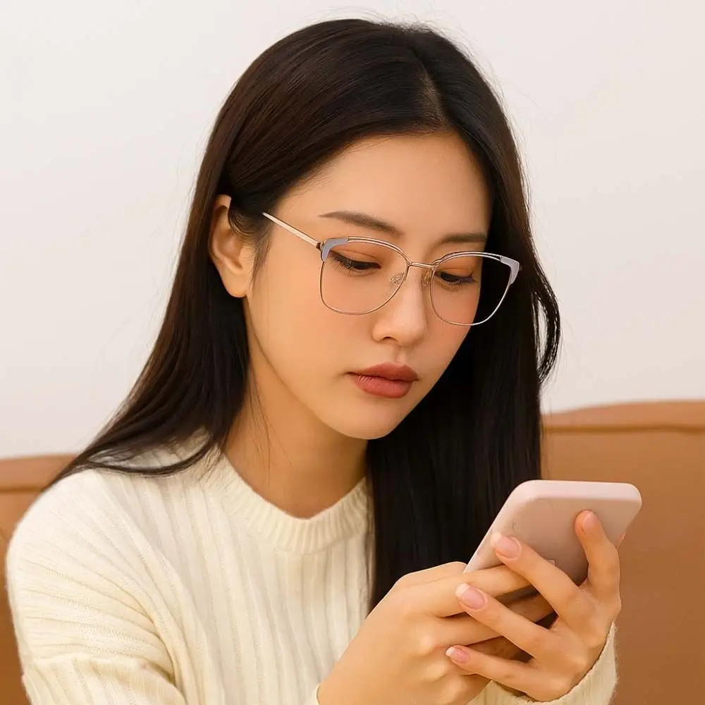 New Lightweight Anti Blue-lay Eyewear Thin-frame Alloy Cat Eye Glasses Costume Accessory Waterproof Women Plain Glasses Catwalk
New Lightweight Anti Blue-lay Eyewear Thin-frame Alloy Cat Eye Glasses Costume Accessory Waterproof Women Plain Glasses Catwalk