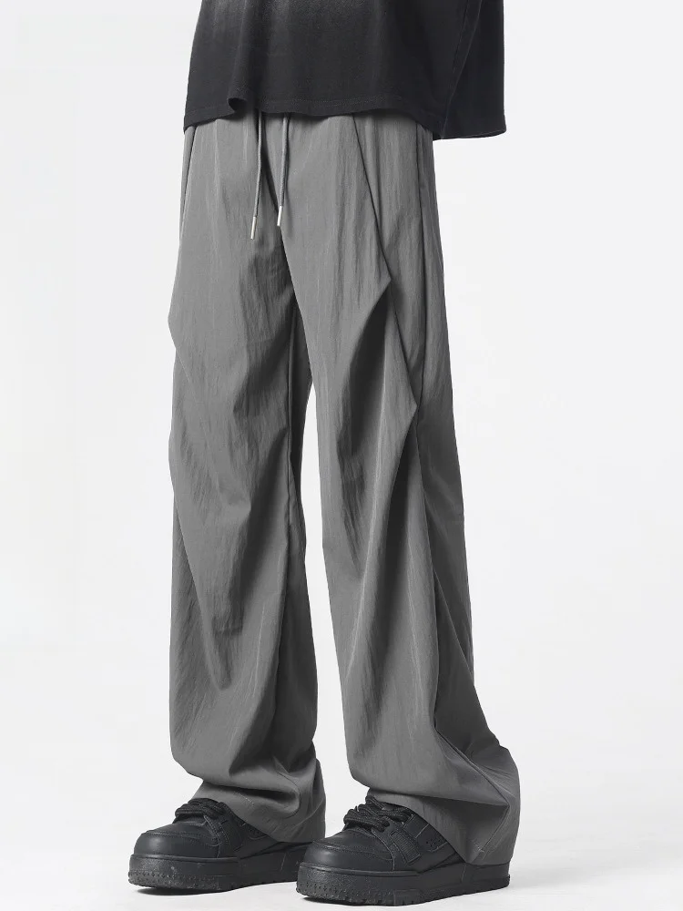 VIIOW Summer Lightweight Foldable Paratrooper Pants Loose Casual Straight Leg Sports Windbreaker Trousers for Men
VIIOW Summer Lightweight Foldable Paratrooper Pants Loose Casual Straight Leg Sports Windbreaker Trousers for Men