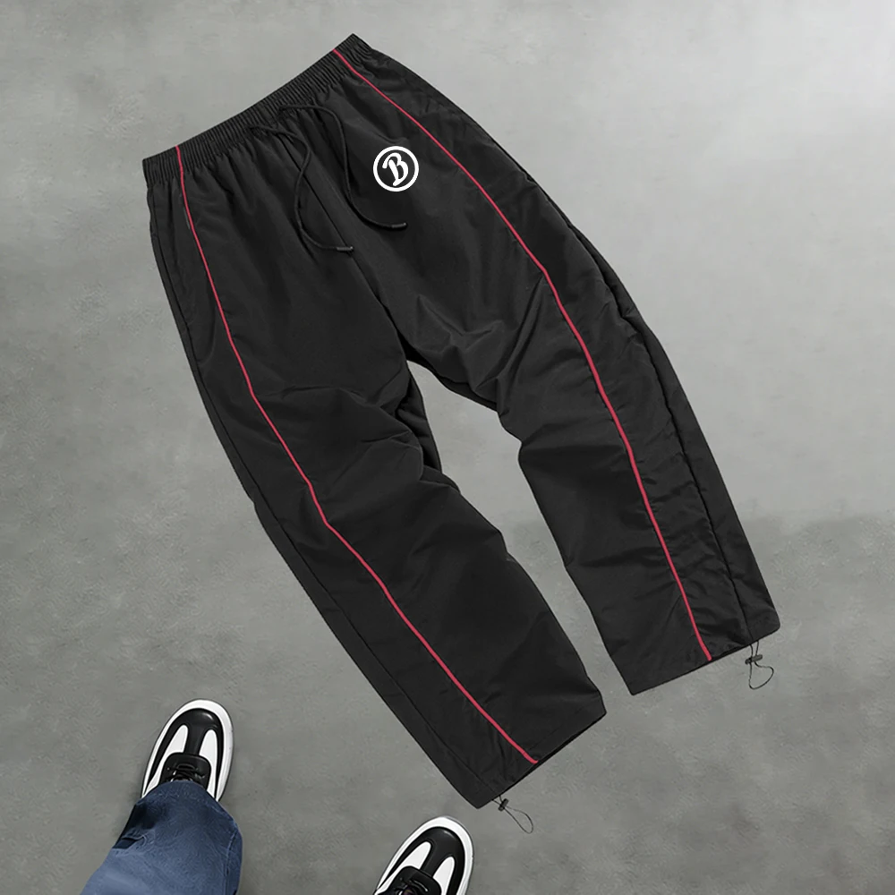 Men's Loose Fitting Sports Trousers With Creative B Print And Adjustable Hem Daliy Casual Streetwear Fitness Jogging Pants
Men's Loose Fitting Sports Trousers With Creative B Print And Adjustable Hem Daliy Casual Streetwear Fitness Jogging Pants