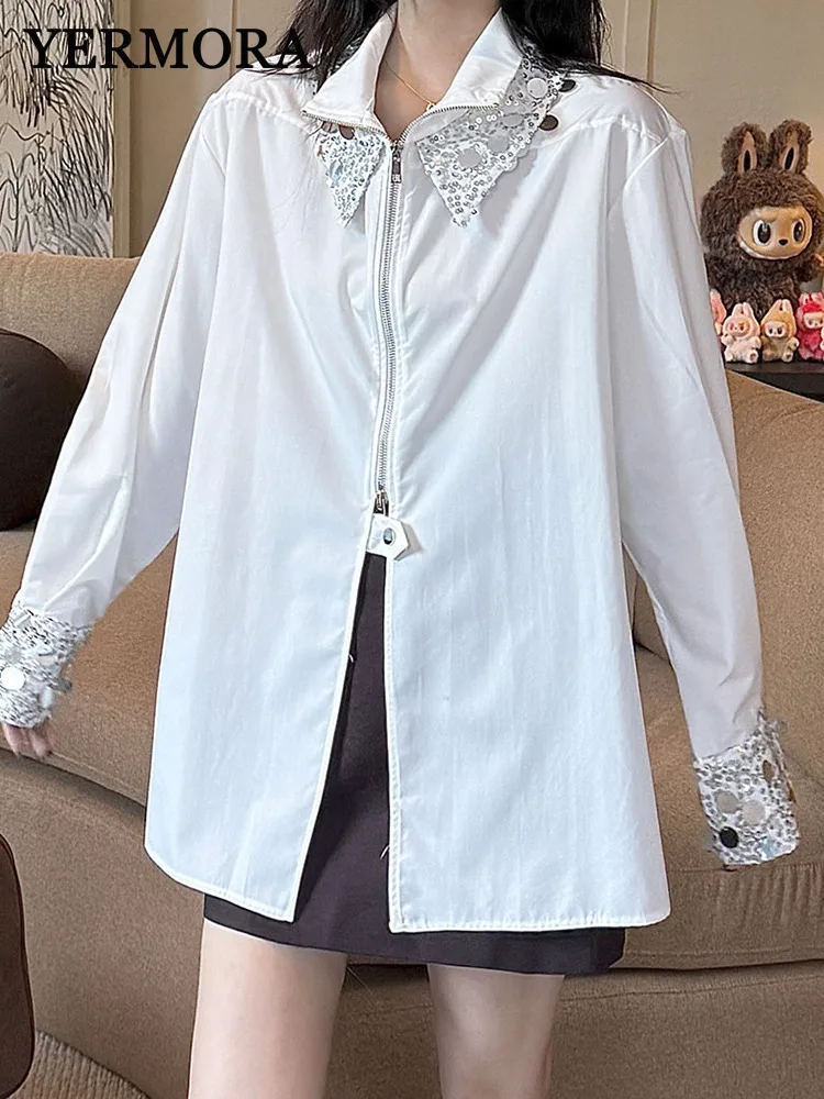YERMORA White Spliced Sequins Zipper Casual Blouse For Women Lapel Long Sleeve Loose New Shirt Fashion Tide Spring Autumn 2025
YERMORA White Spliced Sequins Zipper Casual Blouse For Women Lapel Long Sleeve Loose New Shirt Fashion Tide Spring Autumn 2025