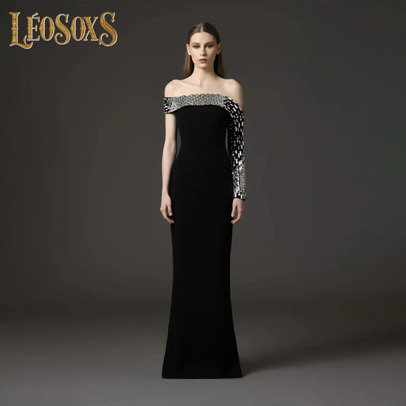 LEOSOXS женское сексуальное платье знаменитостей без бретелек с бриллиантами и высоким разрезом, черное длинное бандажное платье макси, вечернее платье для выступлений на сцене, Vestido
LEOSOXS женское сексуальное платье знаменитостей без бретелек с бриллиантами и высоким разрезом, черное длинное бандажное платье макси, вечернее платье для выступлений на сцене, Vestido