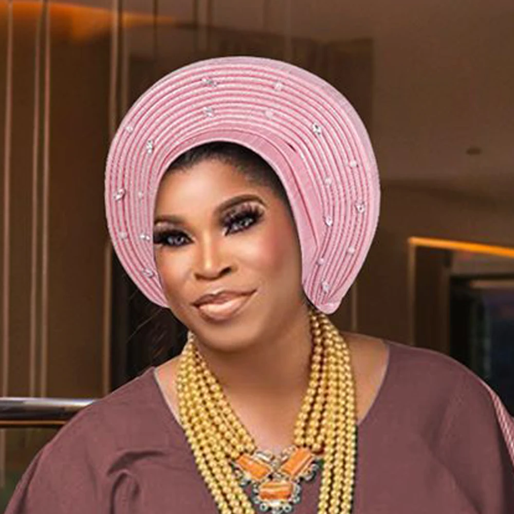 Новый нигерийский головной убор Aso Oke Gele уже сделал африканский тюрбан с бусинами, капот, мусульманский хиджаб, головной убор для свадебной вечеринки, повязка на голову, шляпа
Новый нигерийский головной убор Aso Oke Gele уже сделал африканский тюрбан с бусинами, капот, мусульманский хиджаб, головной убор для свадебной вечеринки, повязка на голову, шляпа