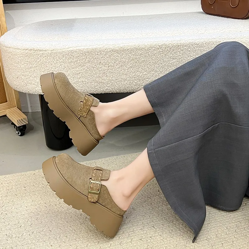 Loafers 2026 Autumn New Retro Slip-On Platform Thick Sole Fully Covered Height-Enhancing Versatile Women's Shoes
Loafers 2026 Autumn New Retro Slip-On Platform Thick Sole Fully Covered Height-Enhancing Versatile Women's Shoes