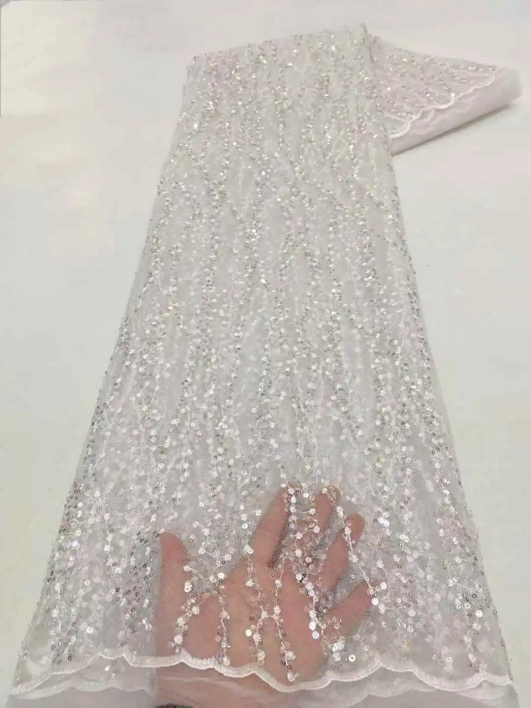 Beaded Luxury African Sequins Lace Fabrics High Quality Embroidery French Nigerian Tulle Lace Fabric For Wedding Party Sewing
Beaded Luxury African Sequins Lace Fabrics High Quality Embroidery French Nigerian Tulle Lace Fabric For Wedding Party Sewing