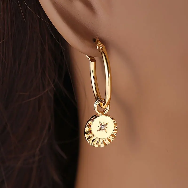 Fashion zircon star double ring pendant earrings, women's daily casual party banquet exquisite earrings
Fashion zircon star double ring pendant earrings, women's daily casual party banquet exquisite earrings