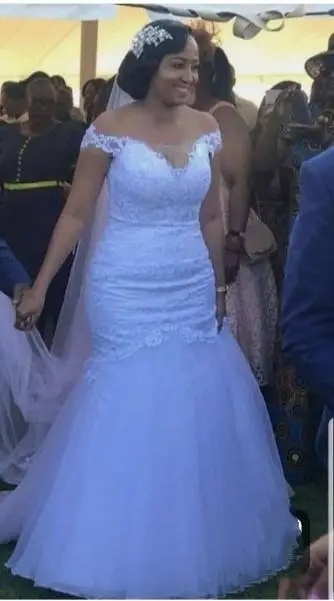 Vintage African Lace Appliques Mermaid Wedding Dresses Sweep Train Off the Shoulder Plus Size Bridal Gowns
Vintage African Lace Appliques Mermaid Wedding Dresses Sweep Train Off the Shoulder Plus Size Bridal Gowns