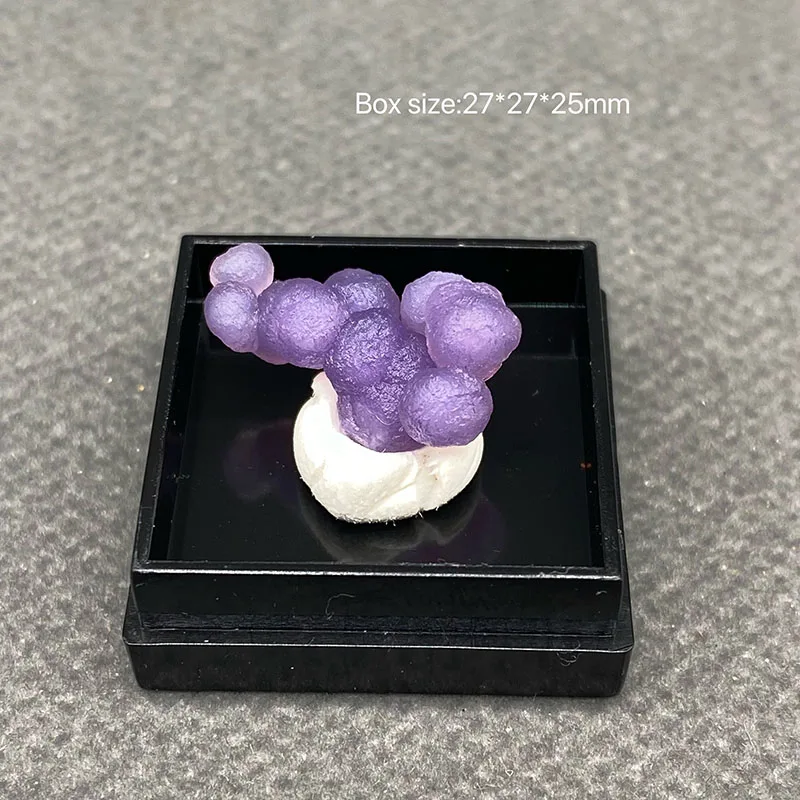 100% Natural Prehnite Mineral Specimens Stones and Crystals Healing Crystal +Box size:27*27*25 mm
100% Natural Prehnite Mineral Specimens Stones and Crystals Healing Crystal +Box size:27*27*25 mm