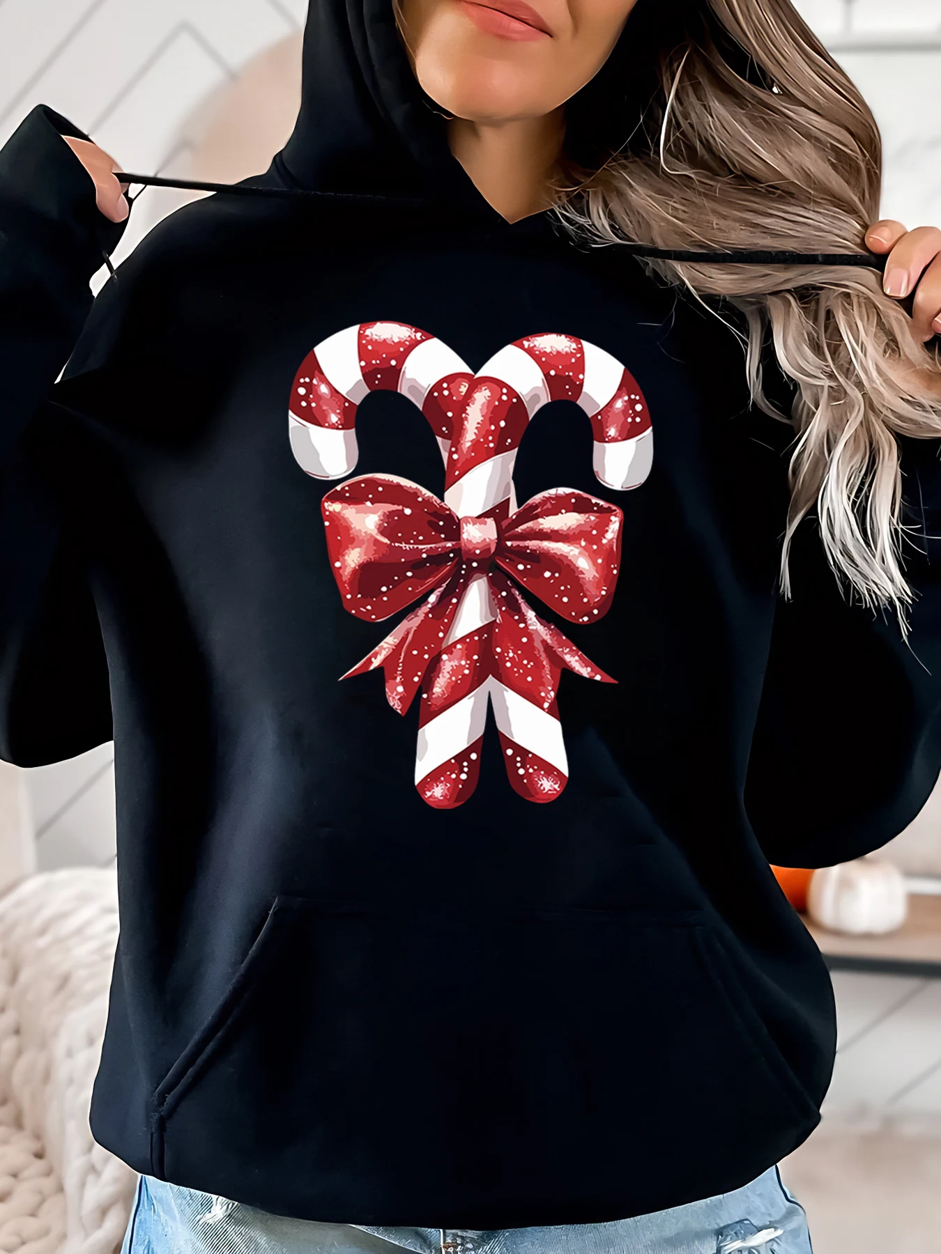 Рождественская толстовка с капюшоном и бантом Candy Cane, женская праздничная повседневная одежда, черная, больших размеров
Рождественская толстовка с капюшоном и бантом Candy Cane, женская праздничная повседневная одежда, черная, больших размеров