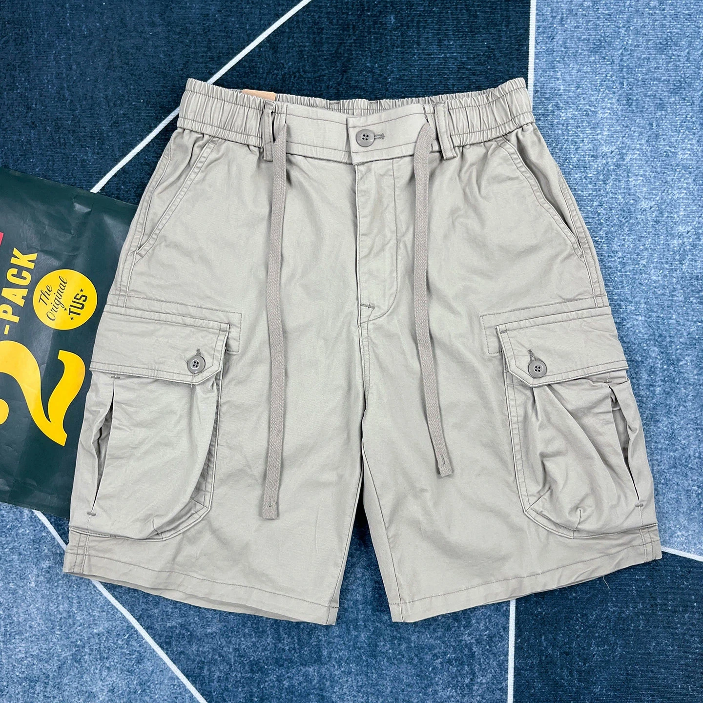 DS809# Summer New American Retro Twill Casual Shorts Men's 98% Cotton Multiple Pockets Washed Youth Sports Knee Length Pants
DS809# Summer New American Retro Twill Casual Shorts Men's 98% Cotton Multiple Pockets Washed Youth Sports Knee Length Pants