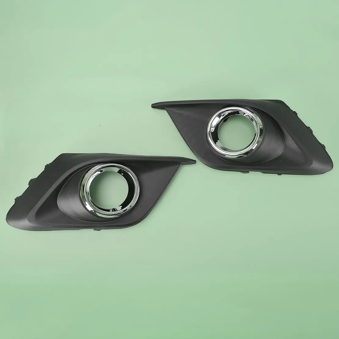 BJE1-50-C11A BJE1-50-C12 1 Pair Front Bumper Fog Light Lamp Grille Covers Trims With Hole Fit for Mazda 3 Axela 2014 2015 2016
BJE1-50-C11A BJE1-50-C12 1 Pair Front Bumper Fog Light Lamp Grille Covers Trims With Hole Fit for Mazda 3 Axela 2014 2015 2016
