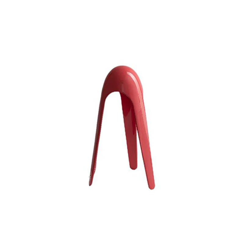 Simple personality creative living room sofa bedroom bedside table study bar hotel tripod decorative desk lamp
Simple personality creative living room sofa bedroom bedside table study bar hotel tripod decorative desk lamp
