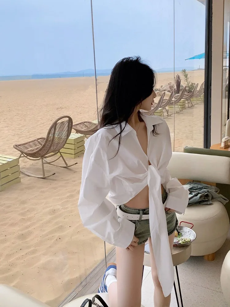 Summer Fashion New Women's Elegant Design Sense Youth Loose Shirt Solid Color Short Sleeved Hot Girl Long Sleeved Top
Summer Fashion New Women's Elegant Design Sense Youth Loose Shirt Solid Color Short Sleeved Hot Girl Long Sleeved Top
