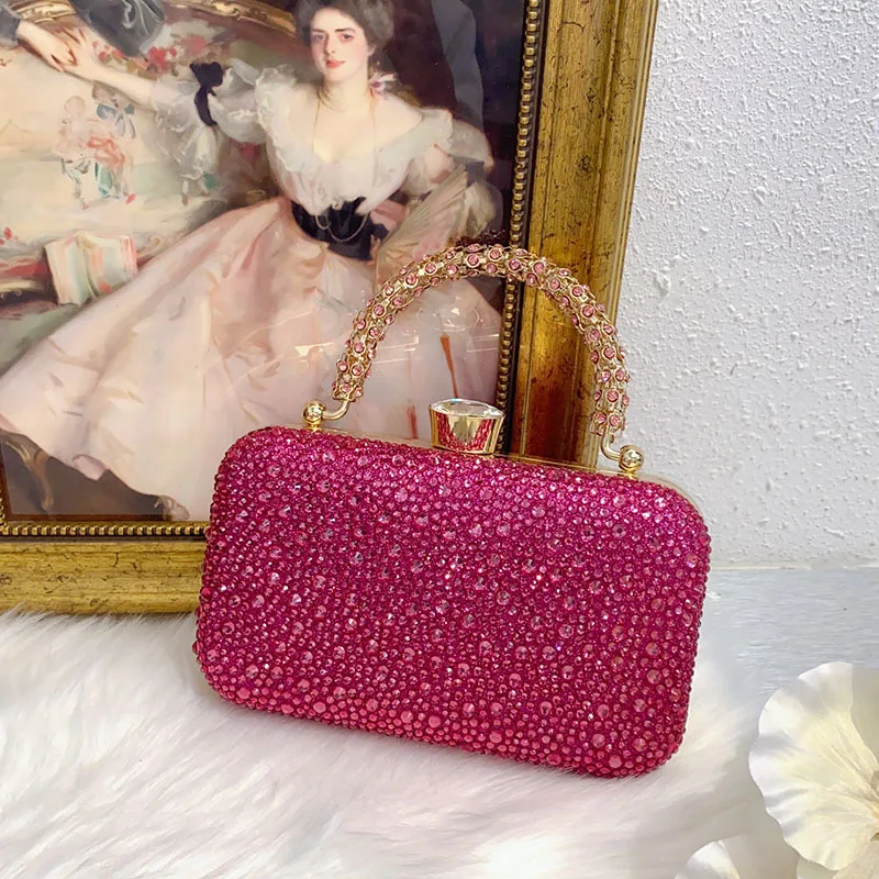 Glitter Shiny Diamond Women Handbag Luxury Crystal Fashion Clutch Purse For Wedding Party Shoulder Crossbody Bag Banquet Bag
Glitter Shiny Diamond Women Handbag Luxury Crystal Fashion Clutch Purse For Wedding Party Shoulder Crossbody Bag Banquet Bag