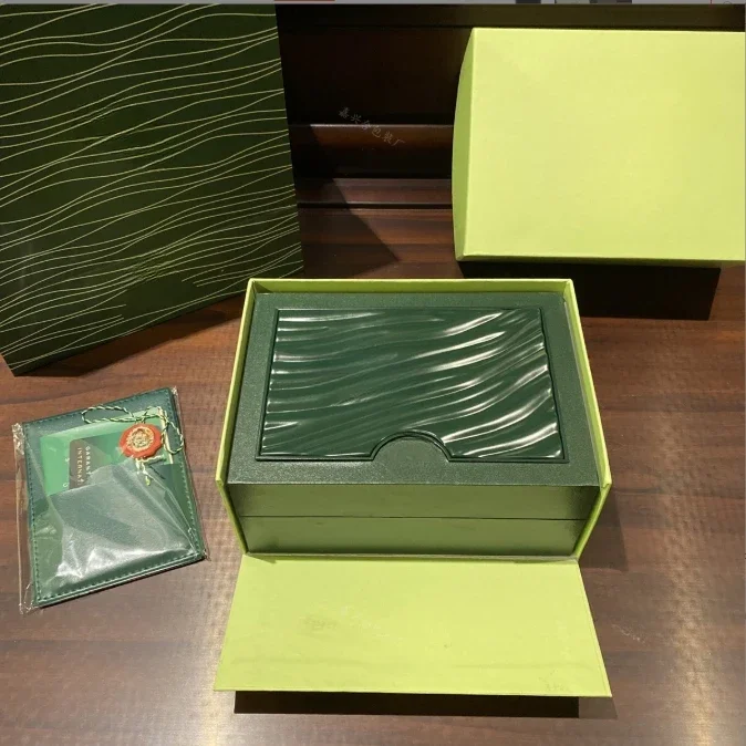 Suitable for Swiss watch packaging storage boxes, display boxes, green wooden boxes
Suitable for Swiss watch packaging storage boxes, display boxes, green wooden boxes