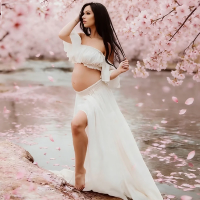 Комплект для фотосессии для беременных из двух предметов – шифоновое платье с открытыми плечами и разрезом, а также элегантный топ без бретелек на резинке, для вечеринки в честь будущего малыша
Комплект для фотосессии для беременных из двух предметов – шифоновое платье с открытыми плечами и разрезом, а также элегантный топ без бретелек на резинке, для вечеринки в честь будущего малыша