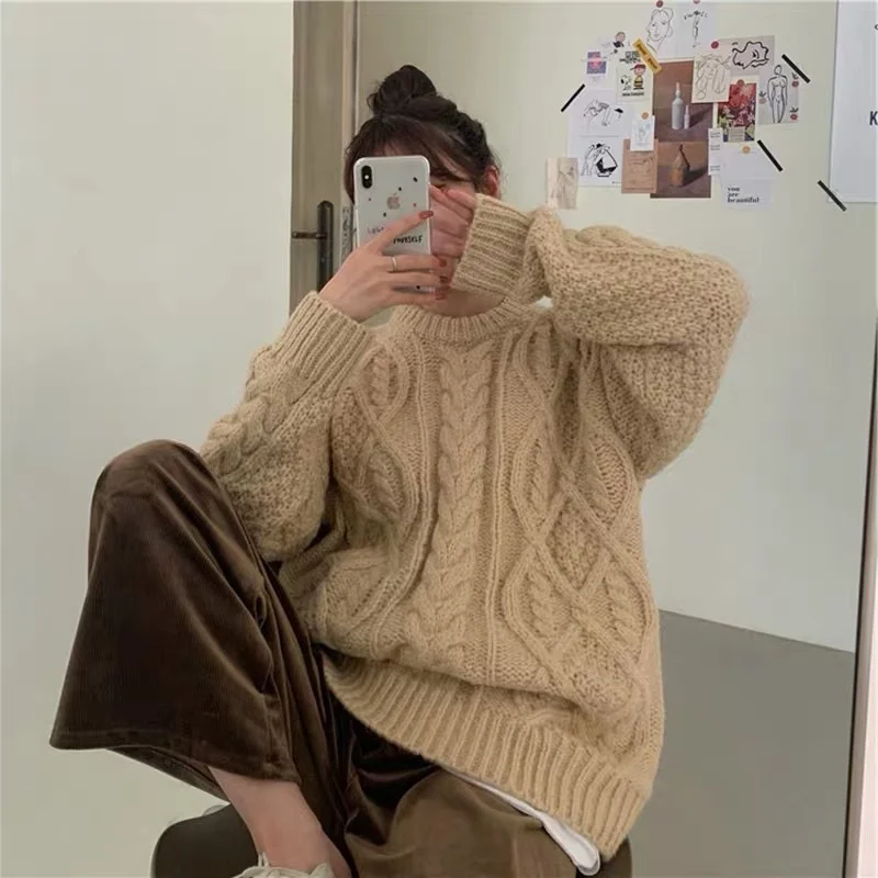 Women's Sweater Autumn and Winter National Fashion New Red Twist Vintage Soft Glutinous Loose and Lazy Style Thickened Outer Wea
Women's Sweater Autumn and Winter National Fashion New Red Twist Vintage Soft Glutinous Loose and Lazy Style Thickened Outer Wea