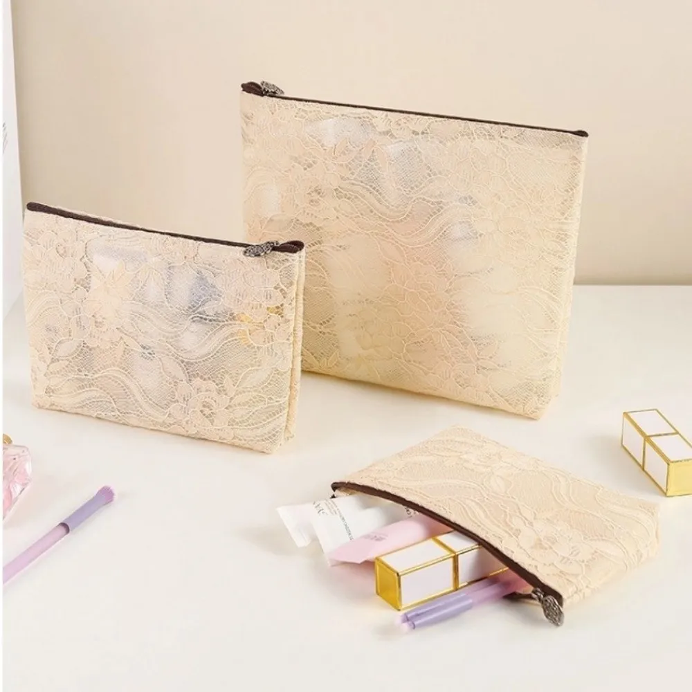 Simple Lace Makeup Bag Portable Large Capacity Toiletry Bag Pure Color Design Travel Storage Bag For Skin Care Product
Simple Lace Makeup Bag Portable Large Capacity Toiletry Bag Pure Color Design Travel Storage Bag For Skin Care Product