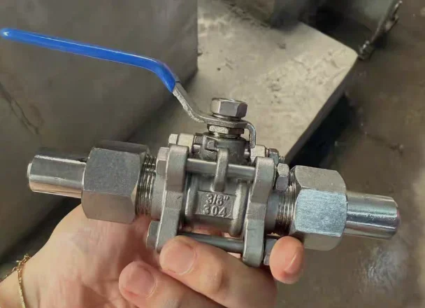 Шаровой кран высокой вакуумы из нержавеющей стали 304. GU-KF16 KF25 KF40 KF50. Ручной быстроустанавливающийся клапан.
Шаровой кран высокой вакуумы из нержавеющей стали 304. GU-KF16 KF25 KF40 KF50. Ручной быстроустанавливающийся клапан.
