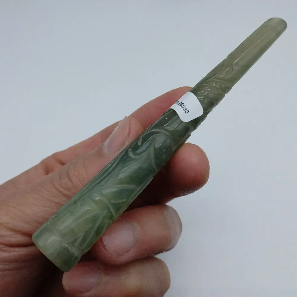 Certified Natural Xiu Jade/Serpentine Carved Dragon Cigarette Holder L 116mm
Certified Natural Xiu Jade/Serpentine Carved Dragon Cigarette Holder L 116mm