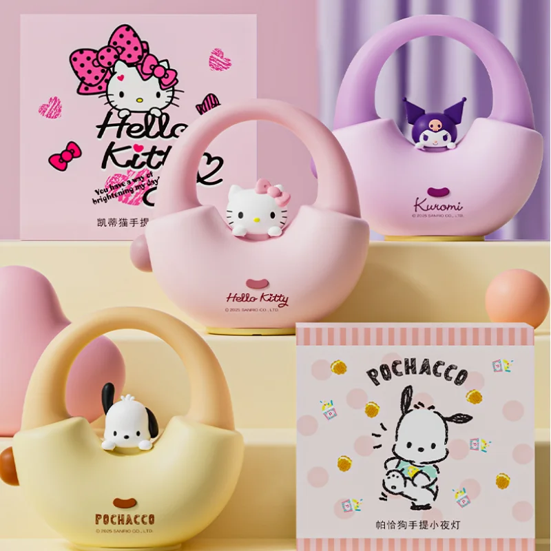 Ручной ночник Sanrio Hello Kitty Kuromi, мультяшный USB перезаряжаемый настольный светильник для спальни, затемняющий атмосферный светильник, орнамент, подарок
Ручной ночник Sanrio Hello Kitty Kuromi, мультяшный USB перезаряжаемый настольный светильник для спальни, затемняющий атмосферный светильник, орнамент, подарок