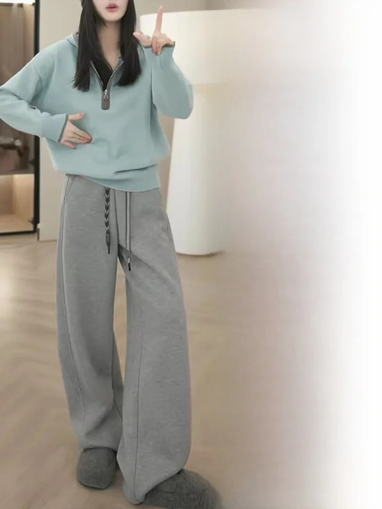 Blue Hoodie Wide Leg Pants Two Piece Set Women's Casual Sportswear Spring 2026 New Style Comfortable Breathable Polyester
Blue Hoodie Wide Leg Pants Two Piece Set Women's Casual Sportswear Spring 2026 New Style Comfortable Breathable Polyester