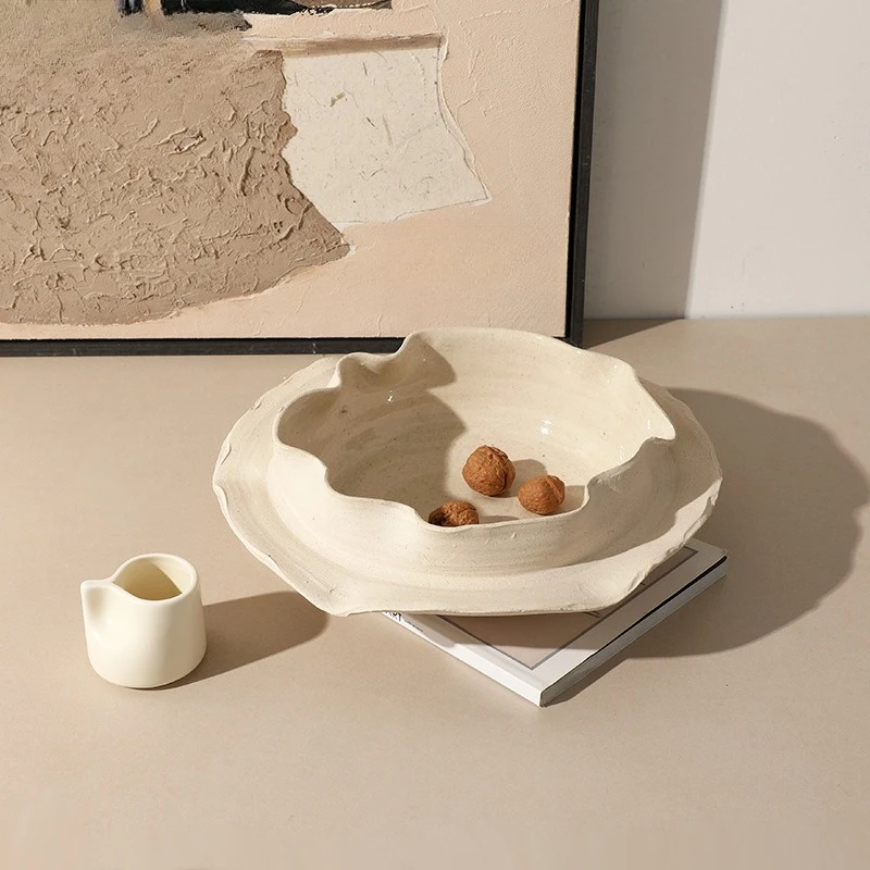 Creative modern wabi sabi abstract flower ceramic fruit pot exhibition hall homestay coffee table artistic decorative plate
Creative modern wabi sabi abstract flower ceramic fruit pot exhibition hall homestay coffee table artistic decorative plate