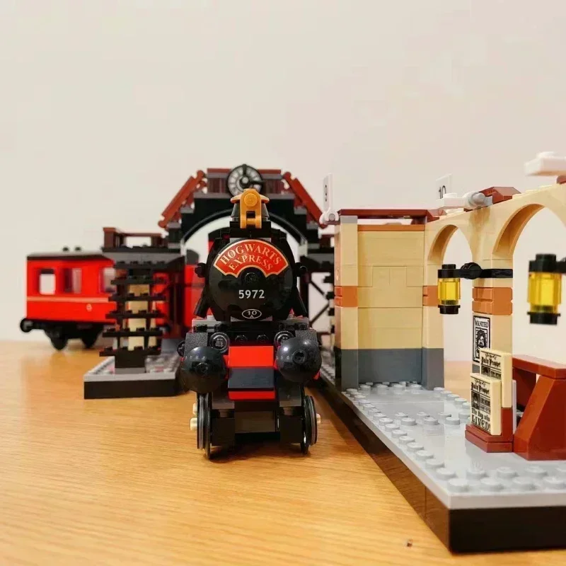 Creative and Versatile Gifts Train Model Building Assembly Bricks Toys Kid Gifts Toys Christmas 75955 model toys gifts
Creative and Versatile Gifts Train Model Building Assembly Bricks Toys Kid Gifts Toys Christmas 75955 model toys gifts