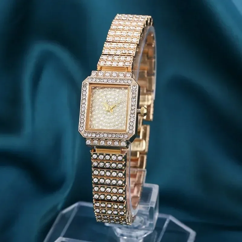 Женские часы с ремешком из сплава, кварцевые часы с квадратным циферблатом, стильные роскошные наручные часы, роскошные кварцевые браслеты, часы с циферблатом из нержавеющей стали
Женские часы с ремешком из сплава, кварцевые часы с квадратным циферблатом, стильные роскошные наручные часы, роскошные кварцевые браслеты, часы с циферблатом из нержавеющей стали