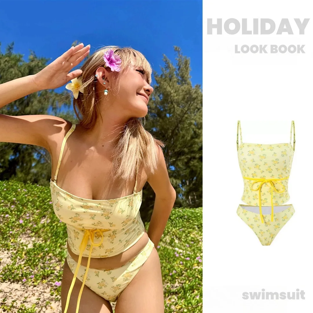 Women Tow-piece Set Wearing A Yellow Floral Swimsuit Split Body Strapless To Show Off Her White And Slim Figure Bikini Set
Women Tow-piece Set Wearing A Yellow Floral Swimsuit Split Body Strapless To Show Off Her White And Slim Figure Bikini Set
