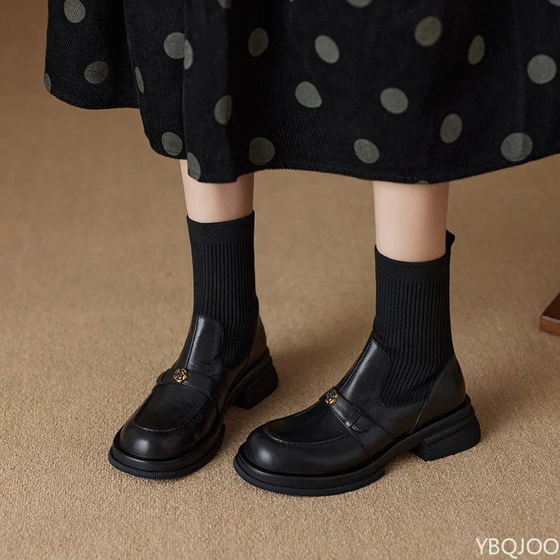 Женские осенне-зимние удобные короткие ботинки на толстом среднем каблуке с круглым носком, простая повседневная универсальная женская обувь на каждый день
Женские осенне-зимние удобные короткие ботинки на толстом среднем каблуке с круглым носком, простая повседневная универсальная женская обувь на каждый день