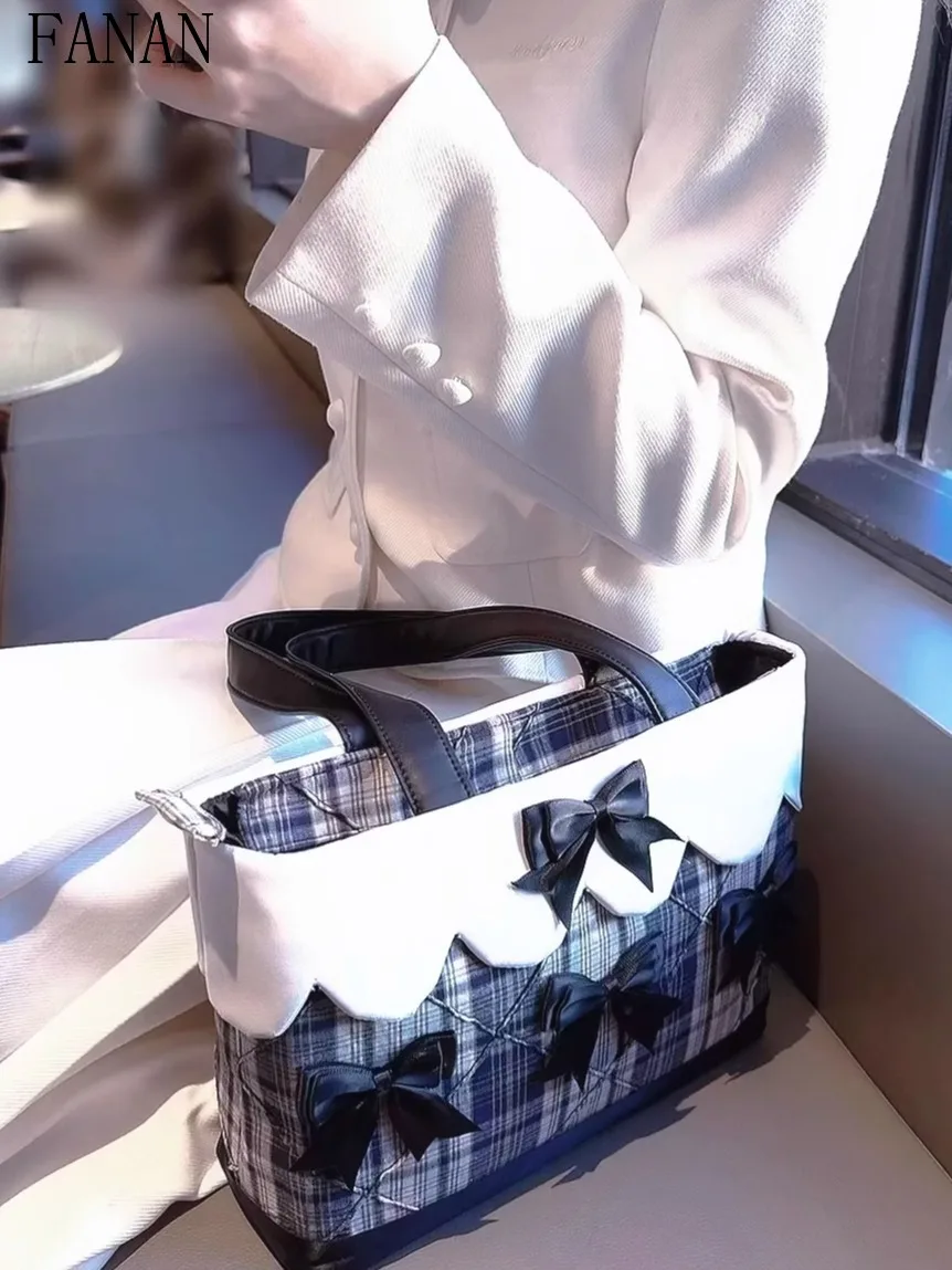Hand-held Bow Small Square Bags for Women Elegant Casual Handbags Femme Fashion 2025 New Top-Handle Bag Japanese Style
Hand-held Bow Small Square Bags for Women Elegant Casual Handbags Femme Fashion 2025 New Top-Handle Bag Japanese Style