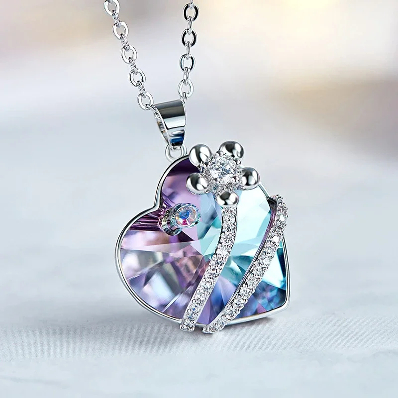 Charming Blue Ocean Heart Crystal Necklace | Minimalist Luxury Women's Accessories | Trendy & Simple Look
Charming Blue Ocean Heart Crystal Necklace | Minimalist Luxury Women's Accessories | Trendy & Simple Look