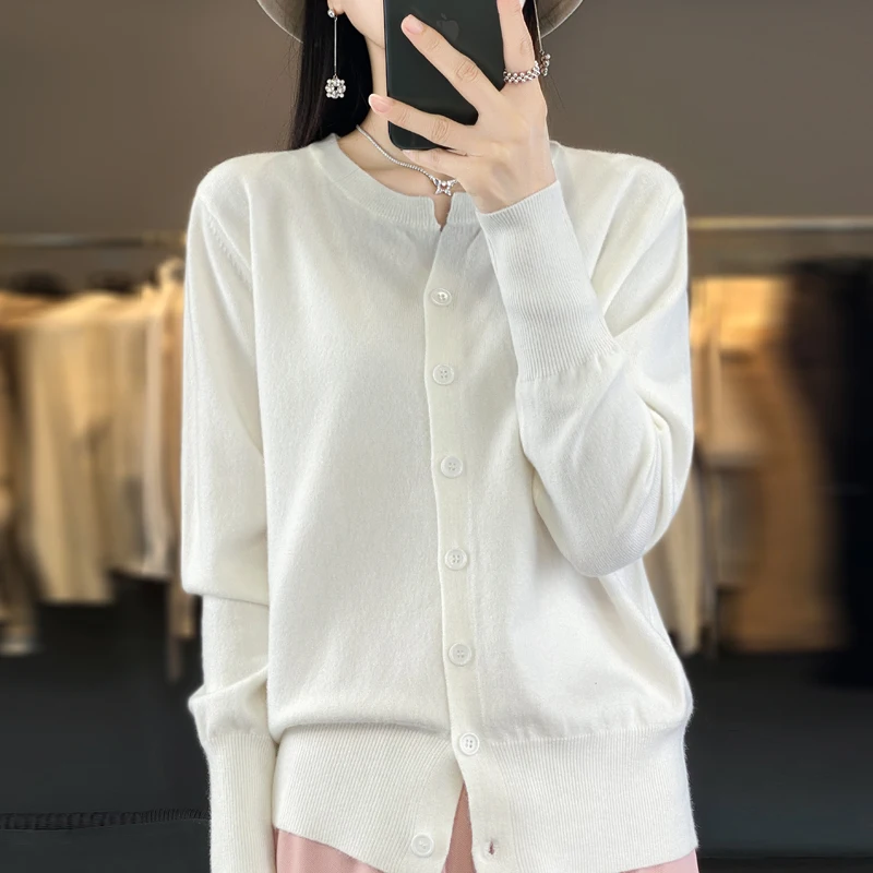Fashion Long Sleeve Knitted Sweater Women Cardigans O-Neck White Sweaters Knit Sweater Cardigan Women Tops Sueter Feminino Q3462
Fashion Long Sleeve Knitted Sweater Women Cardigans O-Neck White Sweaters Knit Sweater Cardigan Women Tops Sueter Feminino Q3462