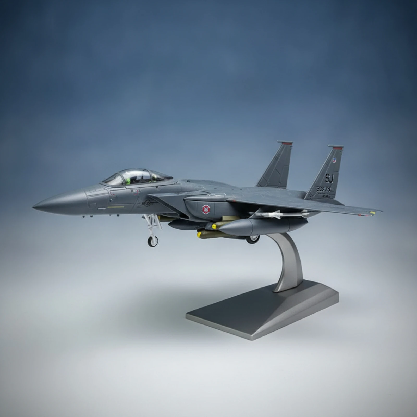 F-15E Strike Eagle Model Airplane Exquisite Detailing F-15E Fighter Jet Model Detailed Metal for Collectors, Display Cabinet
F-15E Strike Eagle Model Airplane Exquisite Detailing F-15E Fighter Jet Model Detailed Metal for Collectors, Display Cabinet