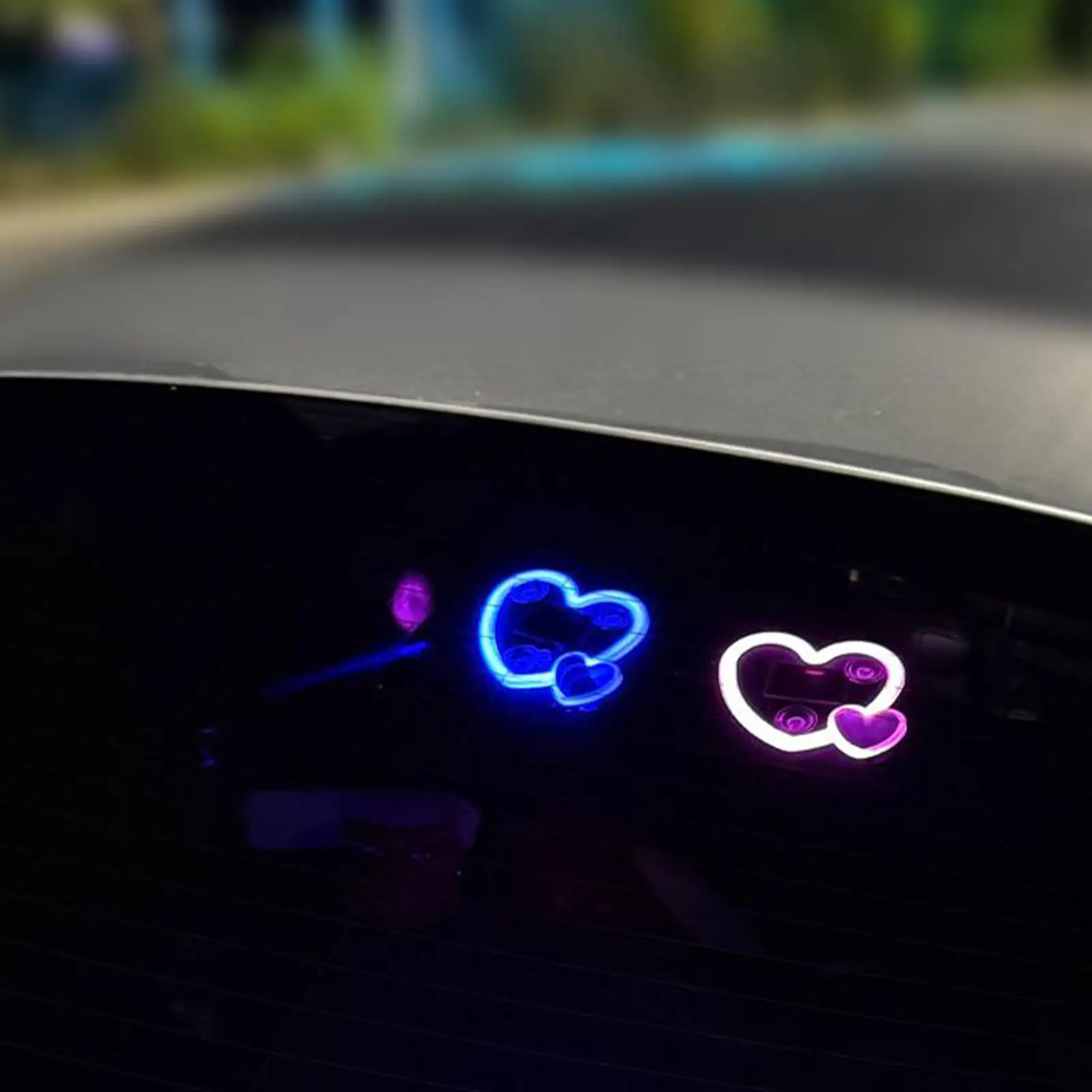 Car LED Lights Suction Cup Love Heart Shape Lamp Solar Powered LED Interior Car Lights for Automotive Vehicle Sedan Truck Travel
Car LED Lights Suction Cup Love Heart Shape Lamp Solar Powered LED Interior Car Lights for Automotive Vehicle Sedan Truck Travel