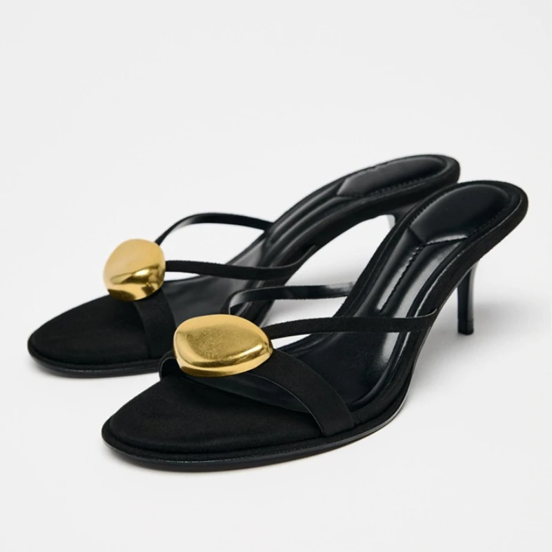 Black Round Toe Metal decoration Designer Brand Sandals Women Sexy Open Toe Narrow band Slide Sandals Comfort 42 plus size shoes
Black Round Toe Metal decoration Designer Brand Sandals Women Sexy Open Toe Narrow band Slide Sandals Comfort 42 plus size shoes