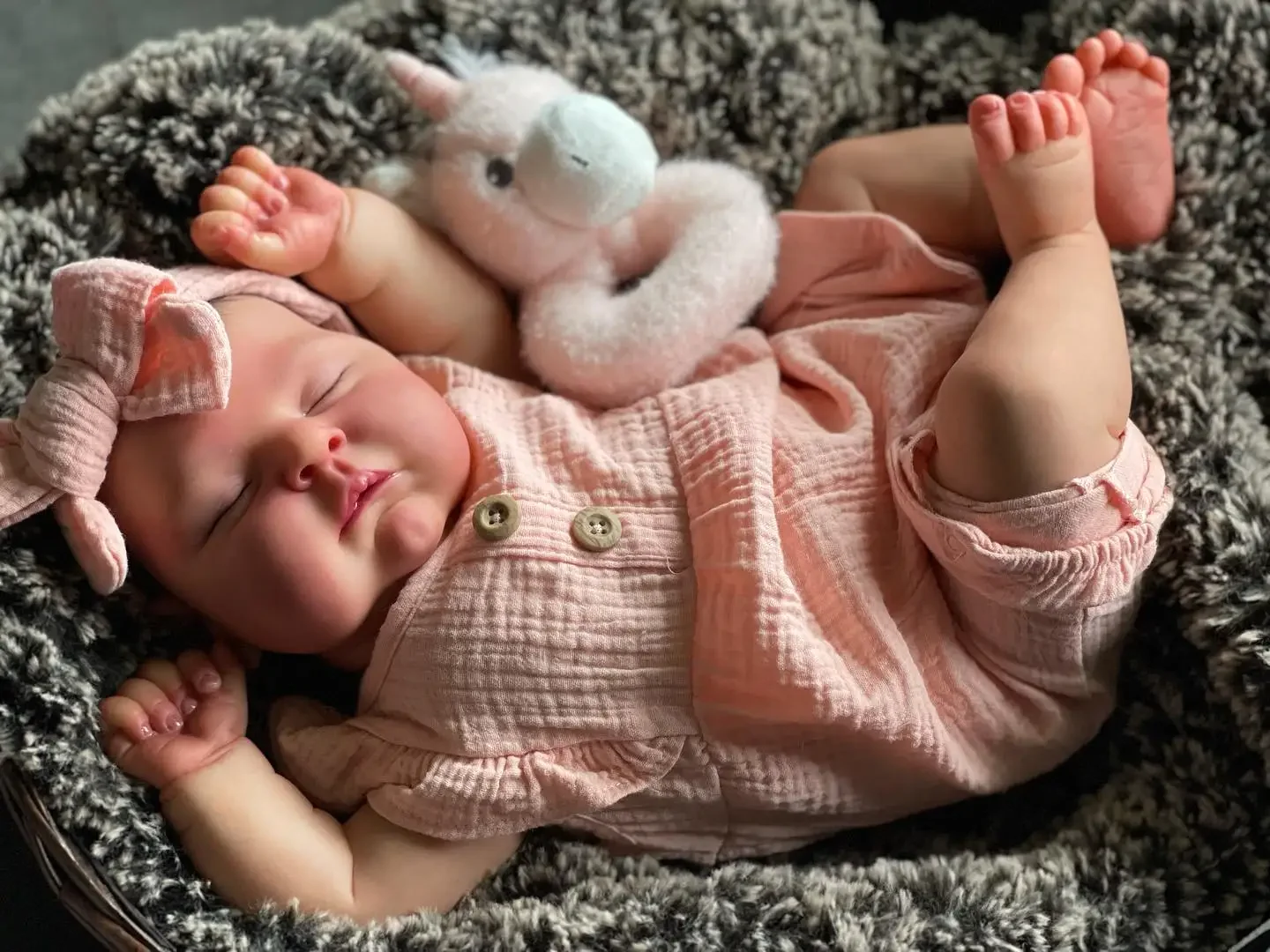 NPK 50CM Soft Body Baby Girl Reborn Peaches Doll with 3D Skin Multiple Layers Painting with Hand painted hair Doll
NPK 50CM Soft Body Baby Girl Reborn Peaches Doll with 3D Skin Multiple Layers Painting with Hand painted hair Doll