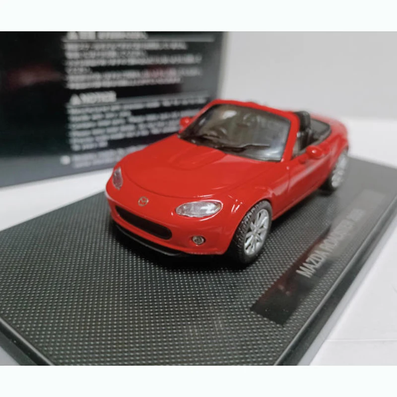 Ebbro 1/43 Mazda MX5 Roadster 2005 Alloy Sports Car Model Collection Display Toy Gifts Souvenirs
Ebbro 1/43 Mazda MX5 Roadster 2005 Alloy Sports Car Model Collection Display Toy Gifts Souvenirs
