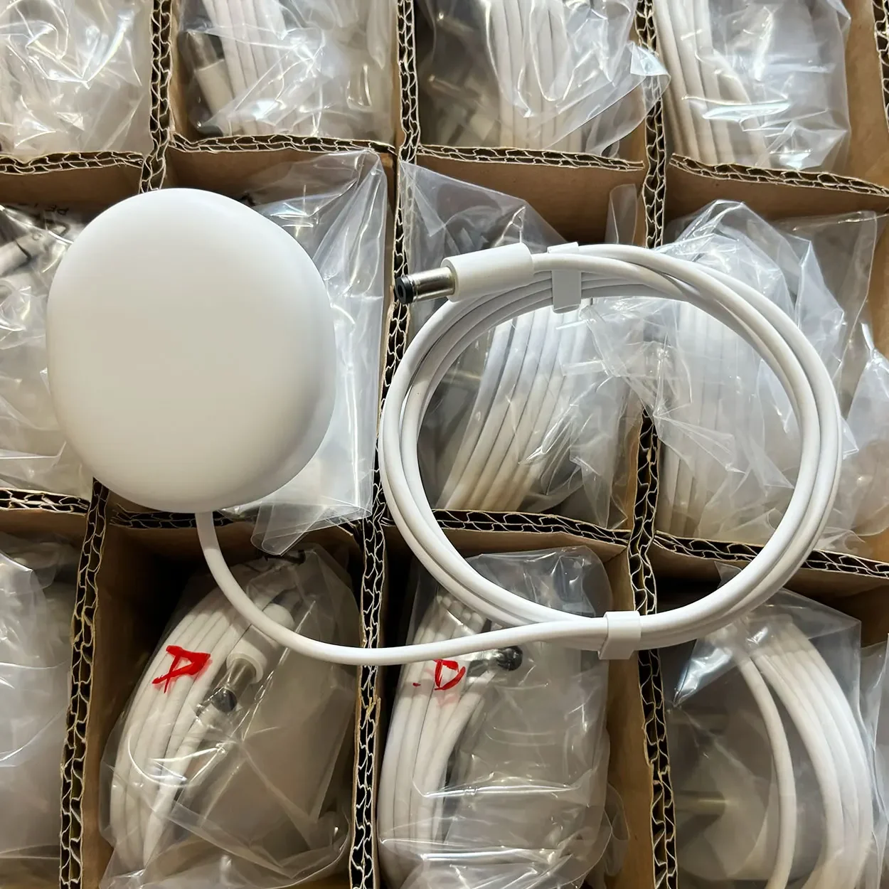 1 шт. для Google Nest Wi-Fi Pro 10 В 2,25 А 22,5 Вт оригинальный блок питания GKC2H GYE3E G451A
1 шт. для Google Nest Wi-Fi Pro 10 В 2,25 А 22,5 Вт оригинальный блок питания GKC2H GYE3E G451A