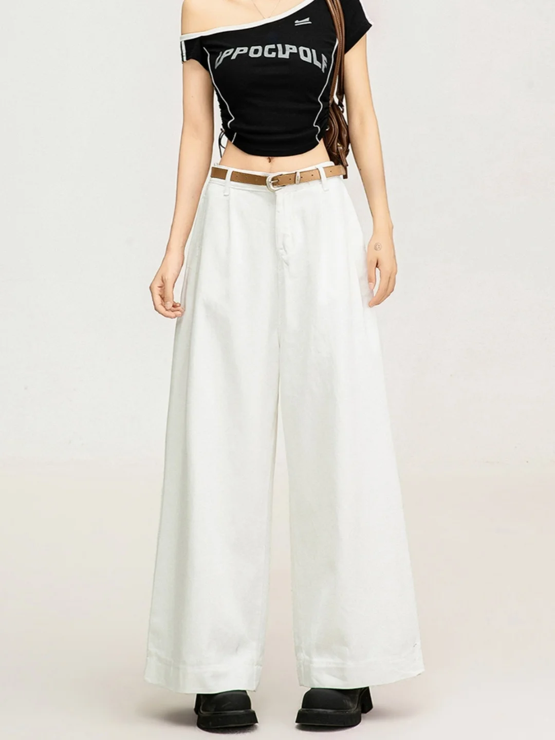 White Silk Denim Jeans Women's Summer New High Waist Loose Wide Leg Pants Thin Ice Silk Slimming Floor-Length Trousers
White Silk Denim Jeans Women's Summer New High Waist Loose Wide Leg Pants Thin Ice Silk Slimming Floor-Length Trousers