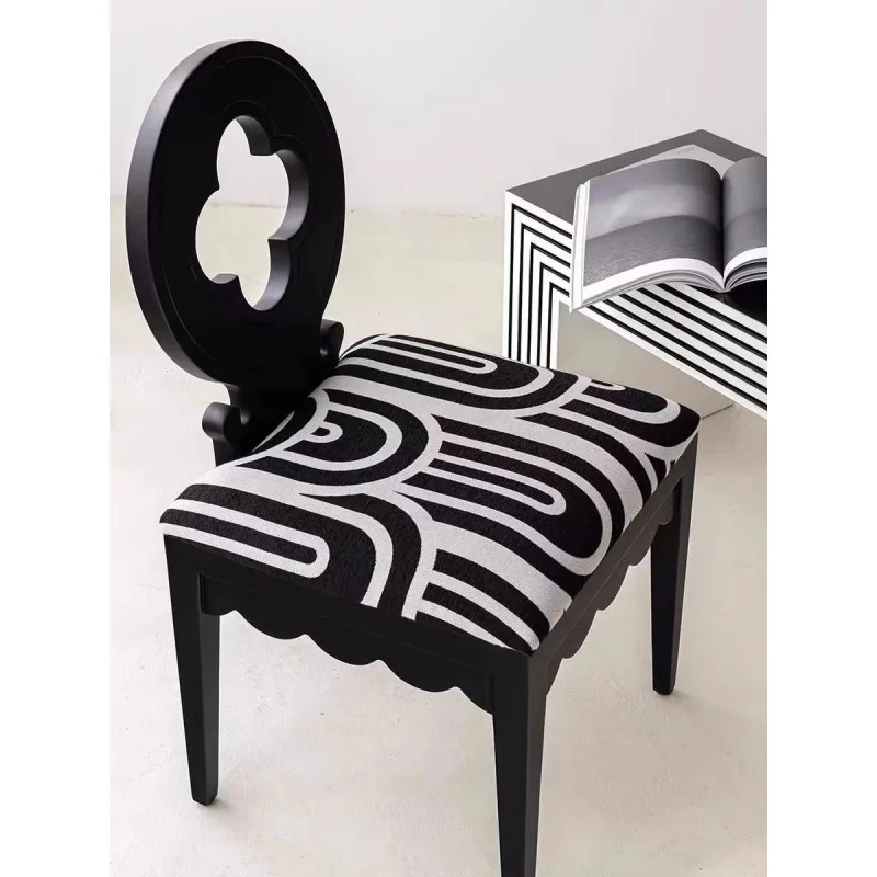 Art chair special shaped American home designer casual contrasting colors Nordic
Art chair special shaped American home designer casual contrasting colors Nordic