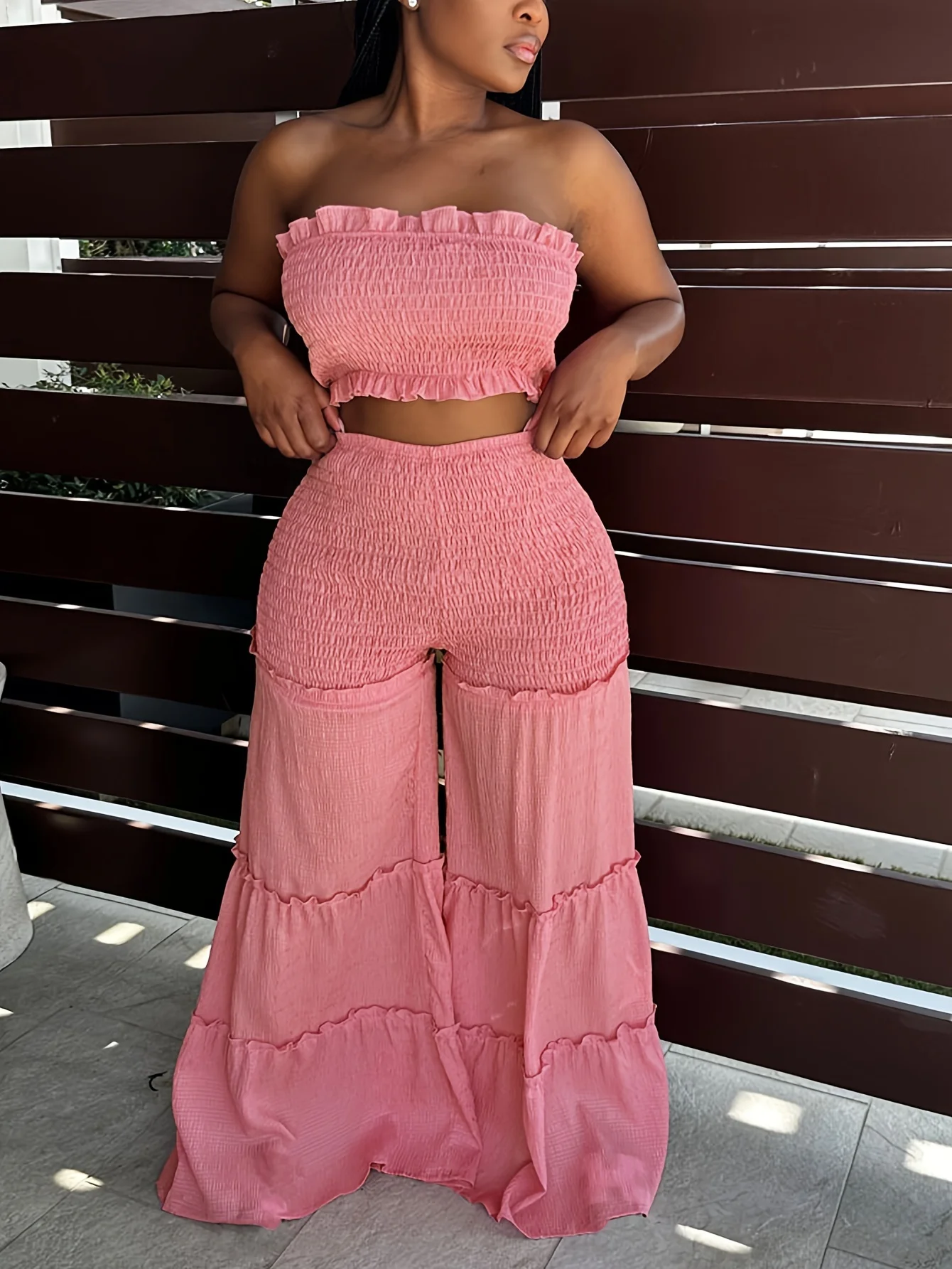 Women 2 Piece Set Strapless Smocked Tube Top Wide Leg Pants Ruffle Tiered Summer Beach Vacation Boho Outfit
Women 2 Piece Set Strapless Smocked Tube Top Wide Leg Pants Ruffle Tiered Summer Beach Vacation Boho Outfit