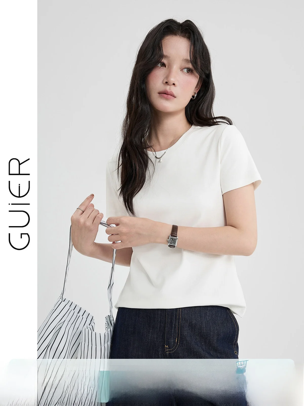 White Shoulder-Length Short-Sleeve T-Shirt Women's Summer 2026 New Back Hollow out round Neck Design Casual Style Top
White Shoulder-Length Short-Sleeve T-Shirt Women's Summer 2026 New Back Hollow out round Neck Design Casual Style Top