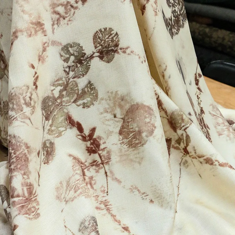 The new Chinese-style silk fabric featuring natural plant dyeing and tussah is unique elegant
The new Chinese-style silk fabric featuring natural plant dyeing and tussah is unique elegant