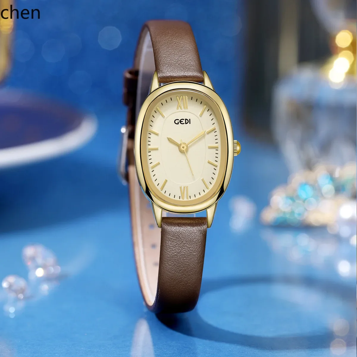V9 new oval dial minimalist retro high-end small genuine leather quartz watch
V9 new oval dial minimalist retro high-end small genuine leather quartz watch