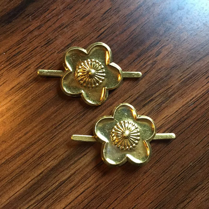 China WWII WW2 Military General Officer Golder Plum Blossom Chinese Army Shoulder Knot CN11018
China WWII WW2 Military General Officer Golder Plum Blossom Chinese Army Shoulder Knot CN11018