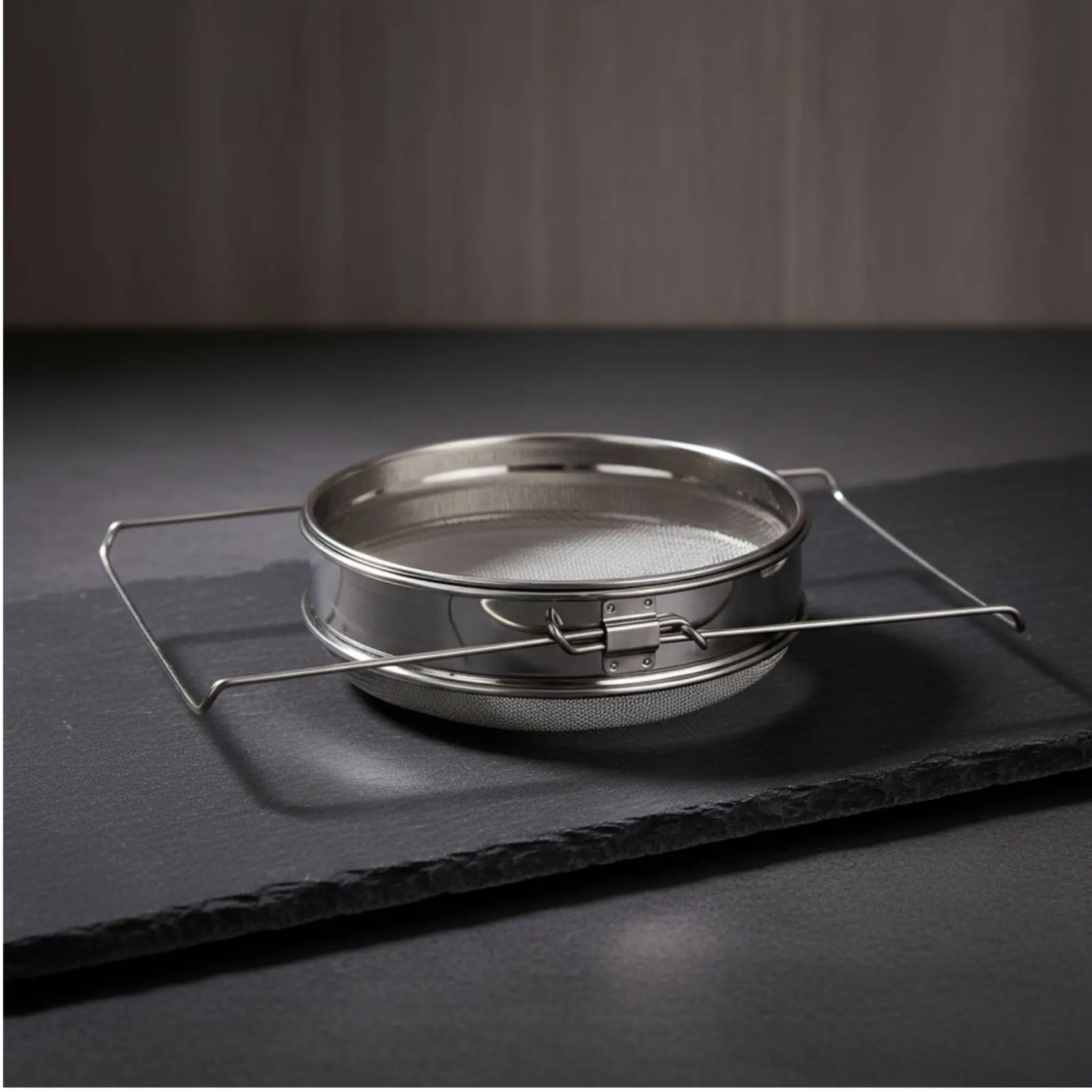 Double Tier Honey Strainer Easy to Clean Stainless Steel Honey Sieve Beekeeping Supplies for Beekeepers
Double Tier Honey Strainer Easy to Clean Stainless Steel Honey Sieve Beekeeping Supplies for Beekeepers