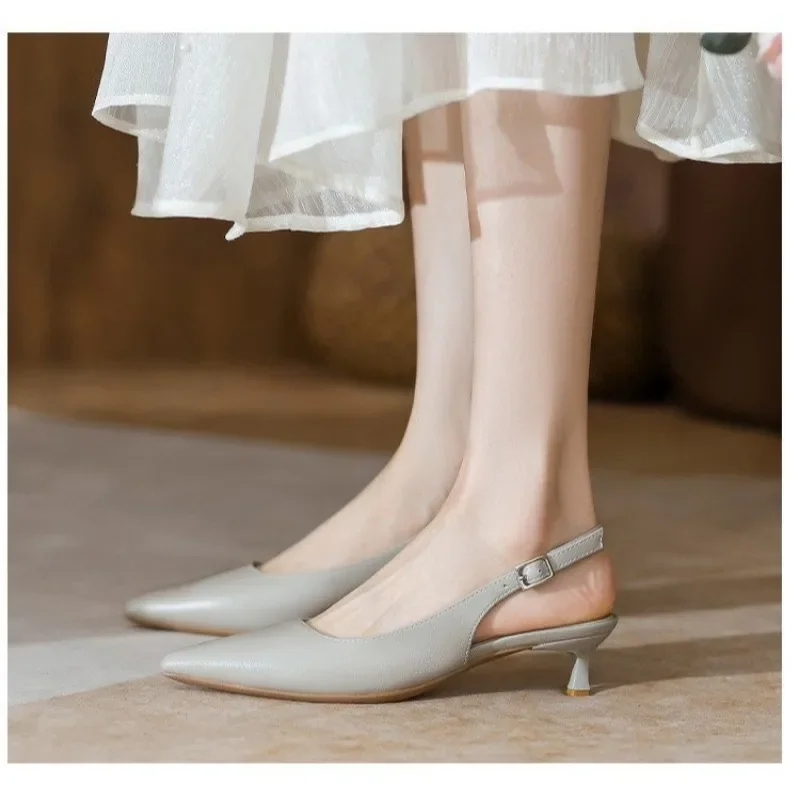 2025 New Ladies Shoes Buckle Strap Women's High Heels Fashion Best Seller Office and Career Sexy Pointed Toe Closed Toe Sandals
2025 New Ladies Shoes Buckle Strap Women's High Heels Fashion Best Seller Office and Career Sexy Pointed Toe Closed Toe Sandals