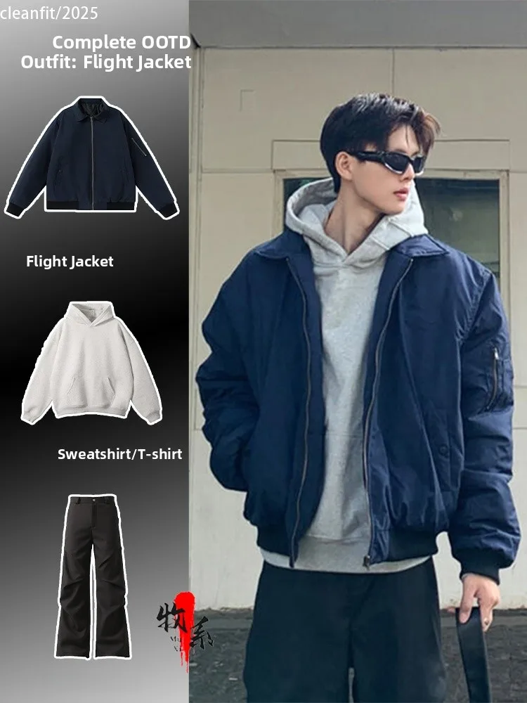Cool Men's Blue Bomber Jacket Cotton Sportswear American Style Baseball Collar Winter Thickened Flying Closure Zipper Shortened
Cool Men's Blue Bomber Jacket Cotton Sportswear American Style Baseball Collar Winter Thickened Flying Closure Zipper Shortened