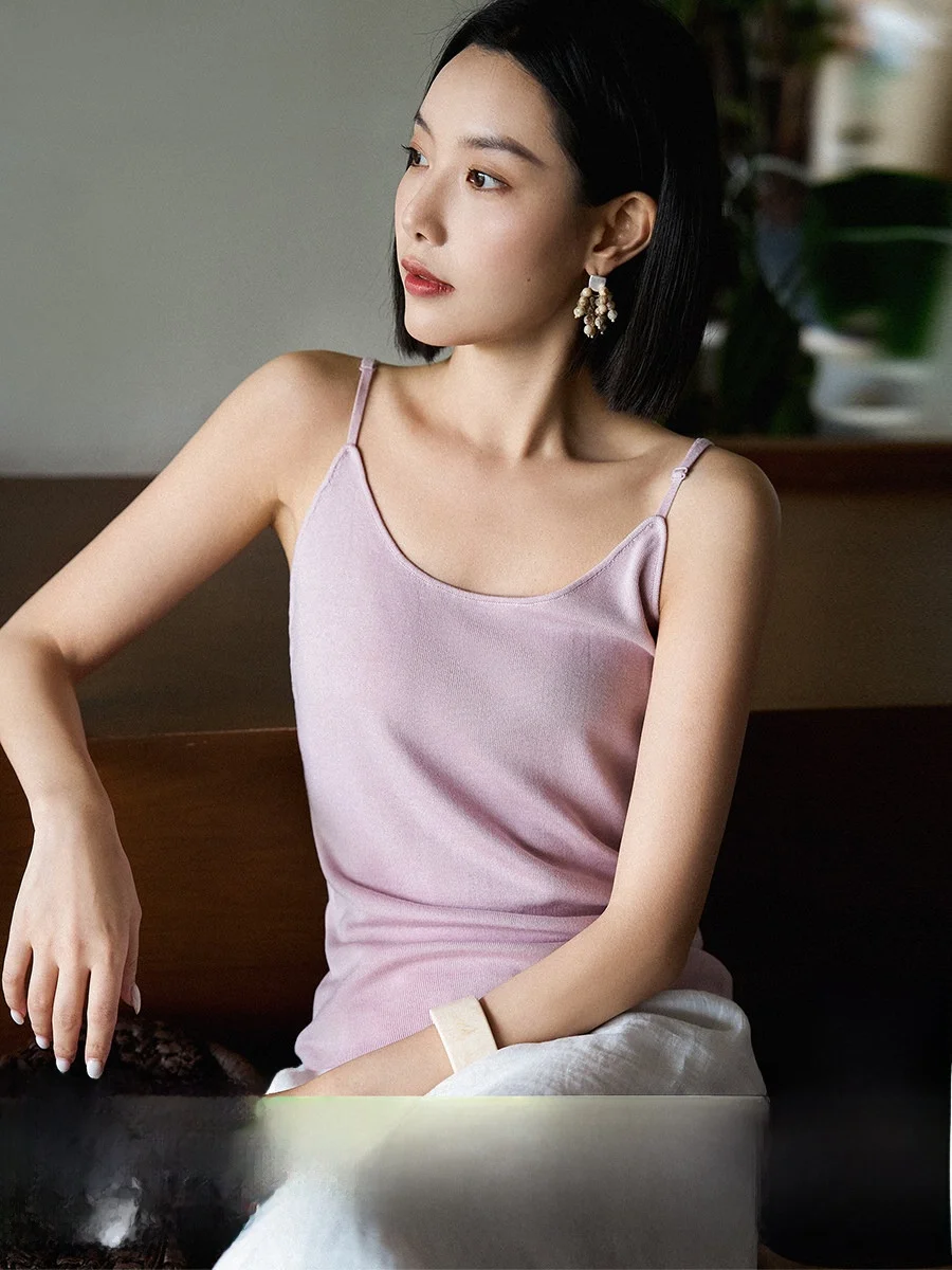 XiaoHanGe French Style Knitted Strap Vest Women's Cool Comfortable Raseel Summer Sleeveless V-neck Breathable Casual Top
XiaoHanGe French Style Knitted Strap Vest Women's Cool Comfortable Raseel Summer Sleeveless V-neck Breathable Casual Top